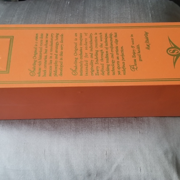 STUHRLING LADIES WATCH - Picture 2 of 8